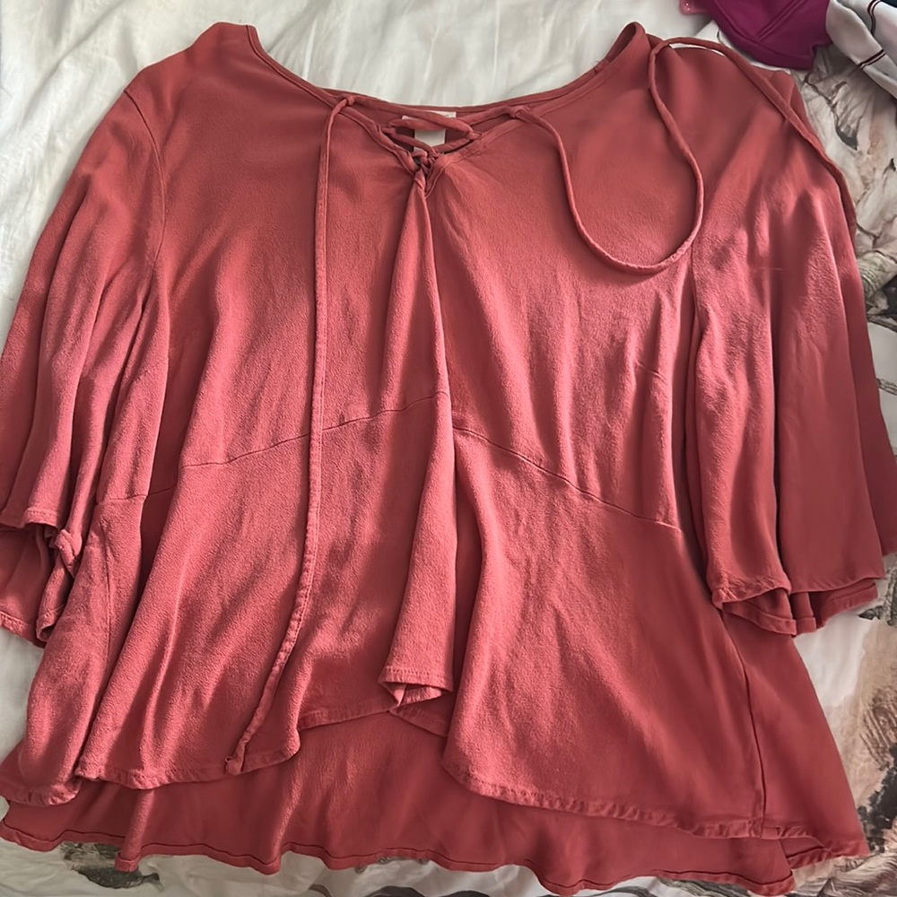 burgundy mossimo shirt